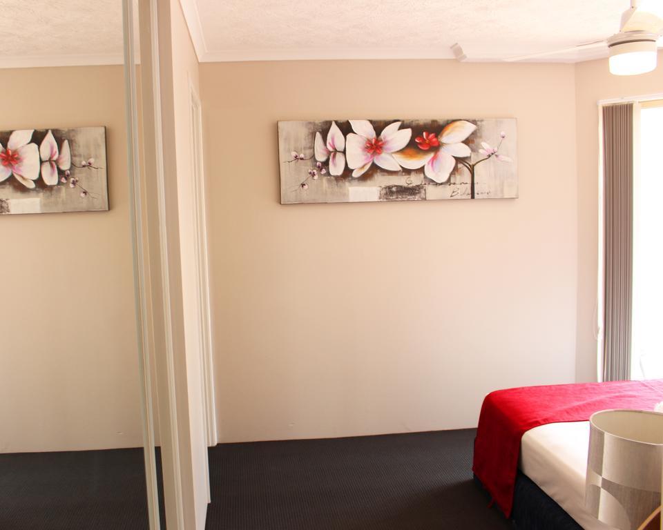 Surfers Riverside Gold Coast Exterior photo