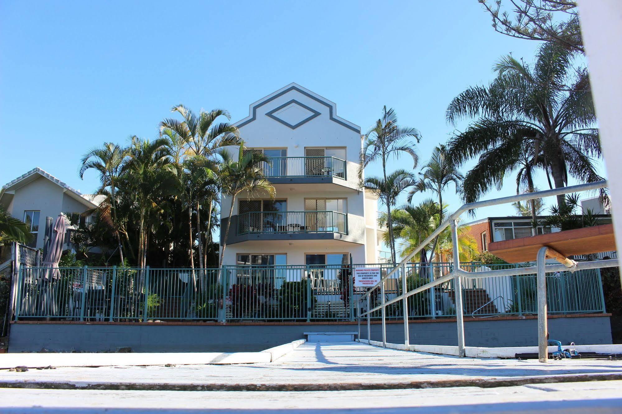 Surfers Riverside Gold Coast Exterior photo