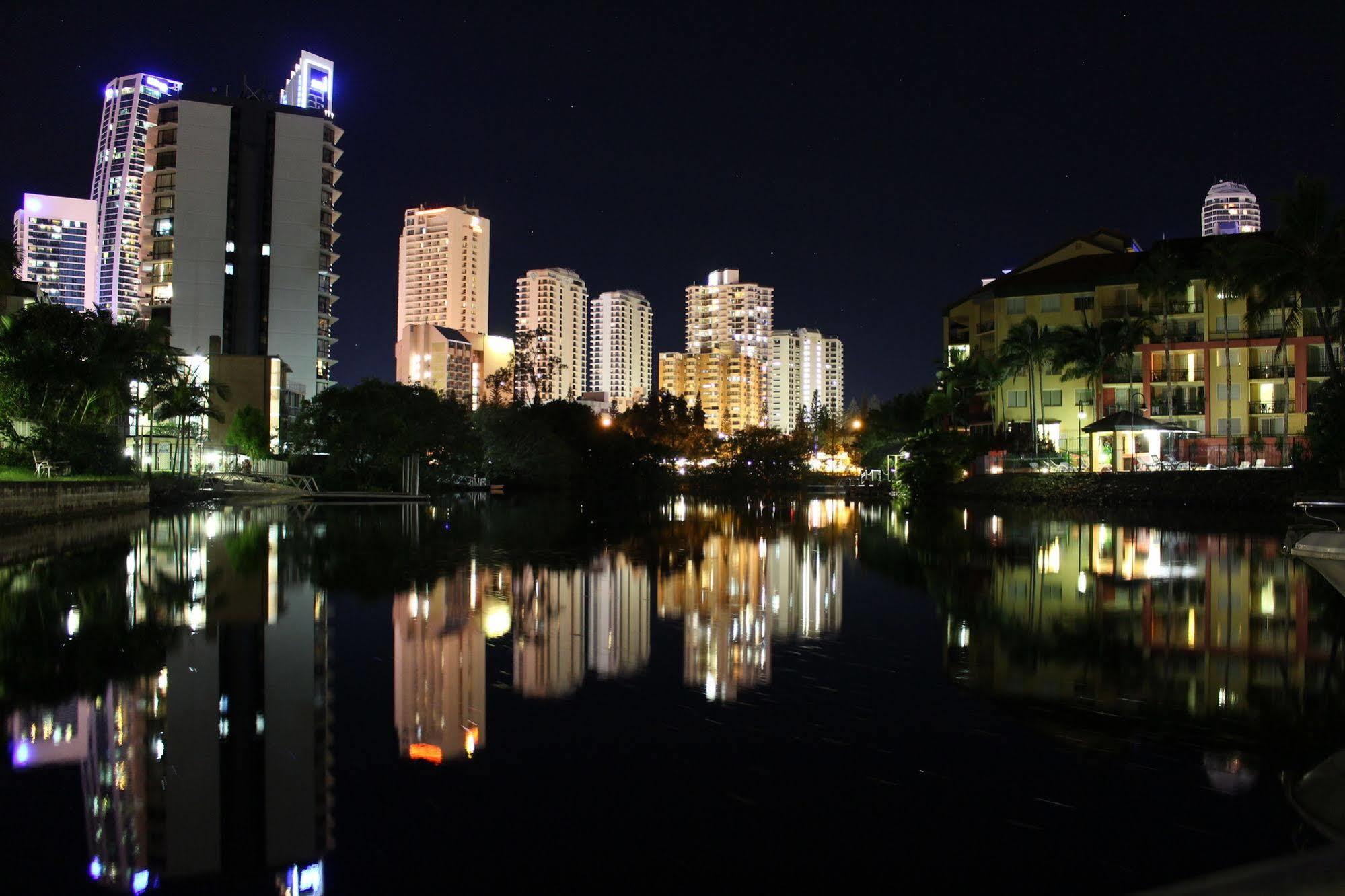 Surfers Riverside Gold Coast Exterior photo