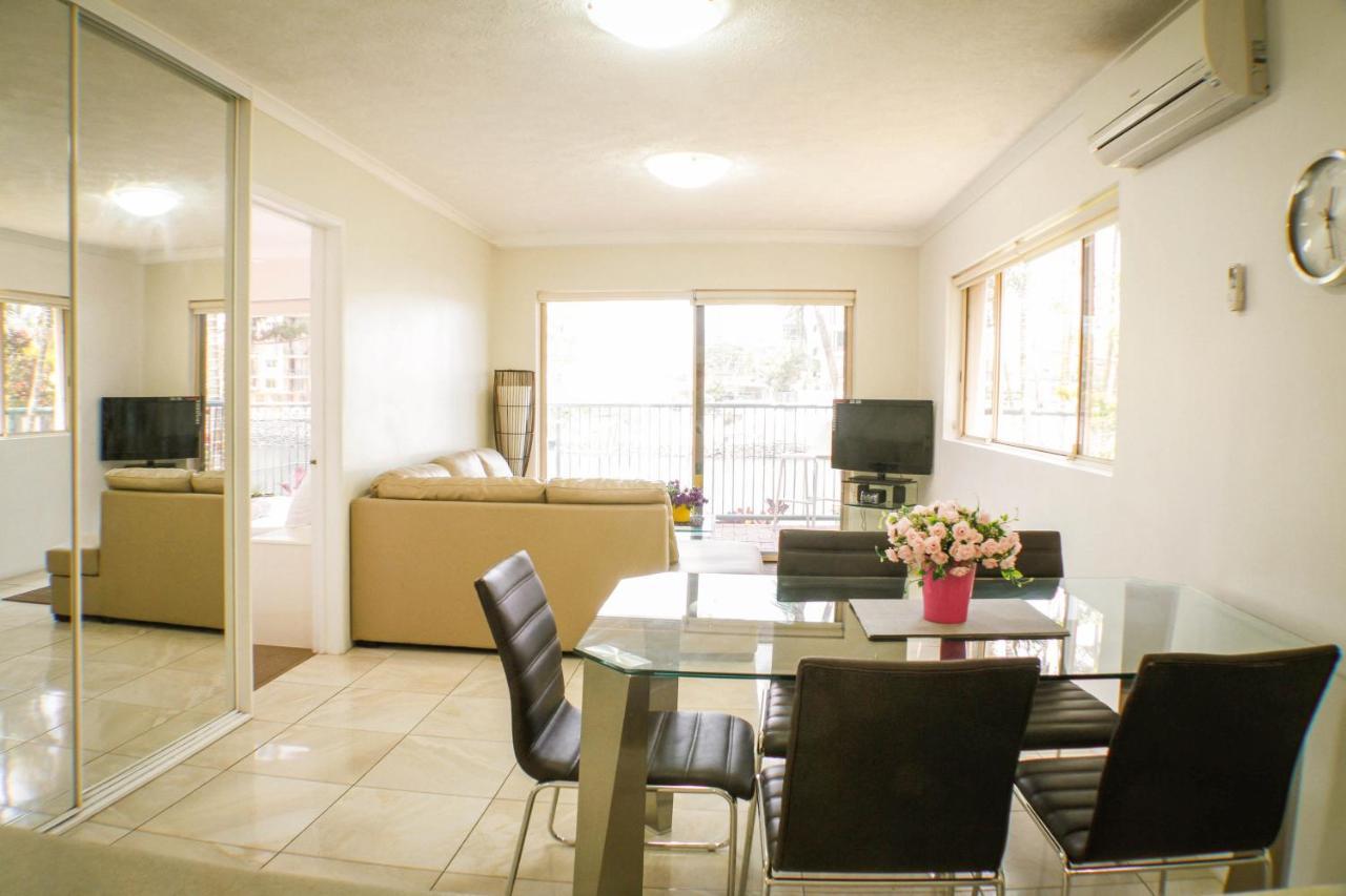 Surfers Riverside Gold Coast Exterior photo